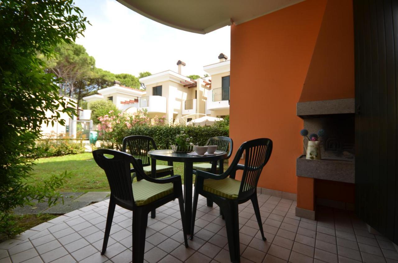 Villaggio Clio Бибионе Екстериор снимка
